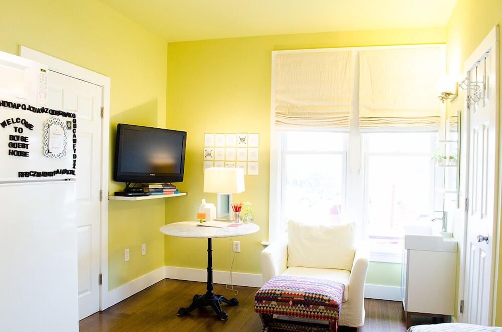 NO. 2 Story Suite