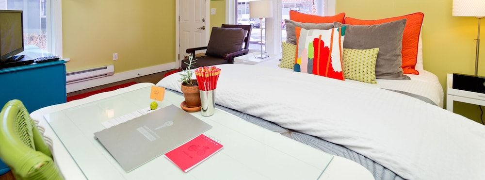 NO. 1 Animal Trophy Suite