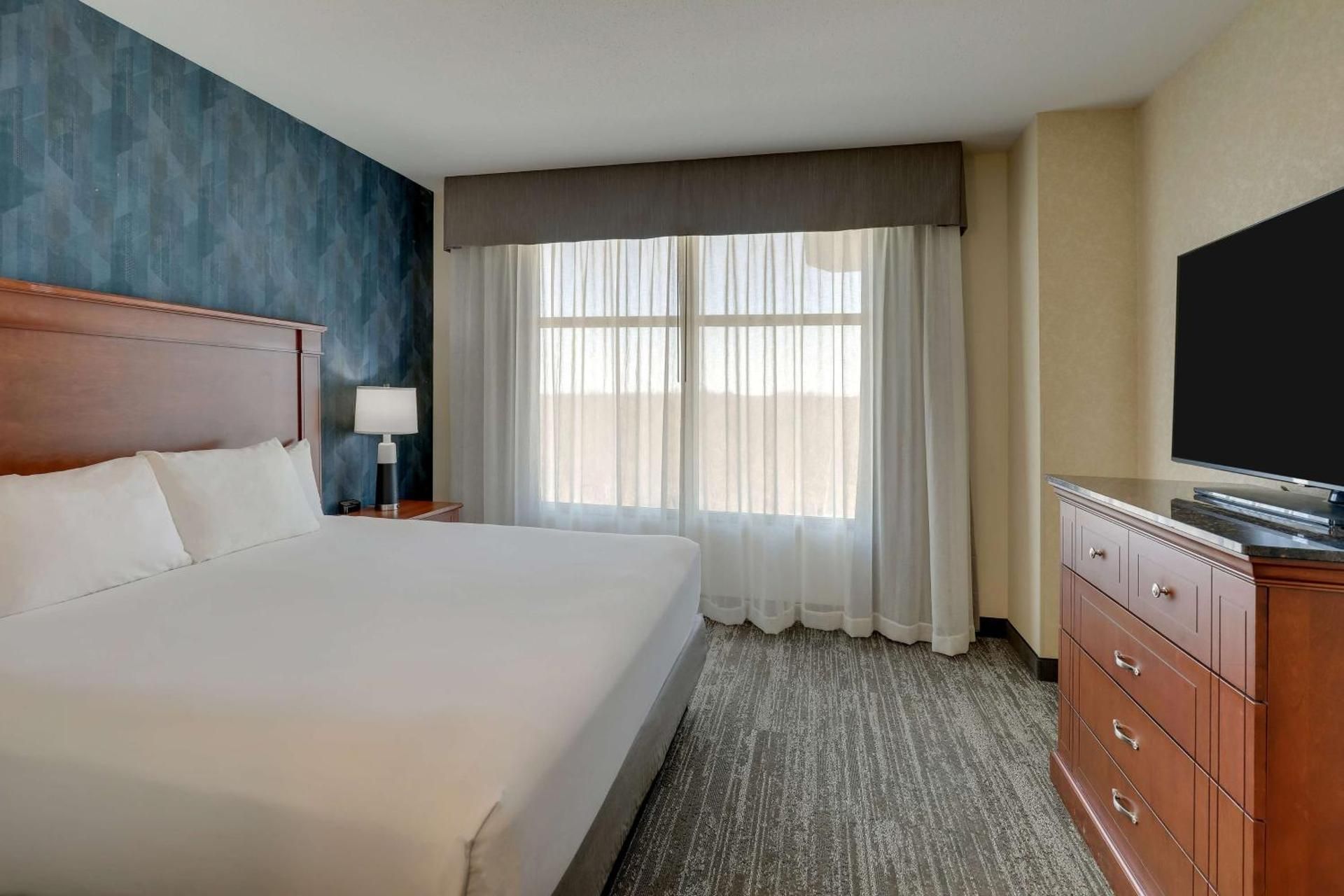 1 King Bed Suite, Upper Floor 2 Rooms with Sofa Sleeper