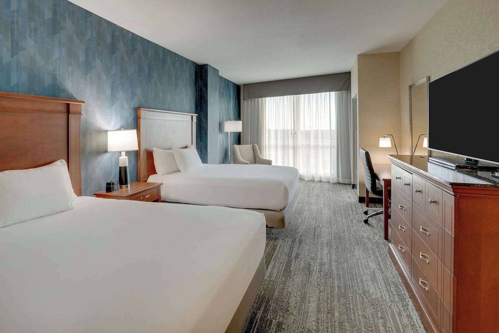 Deluxe Room, 2 Queen Beds, Accessible, Refrigerator & Microwave (Roll in Shower)