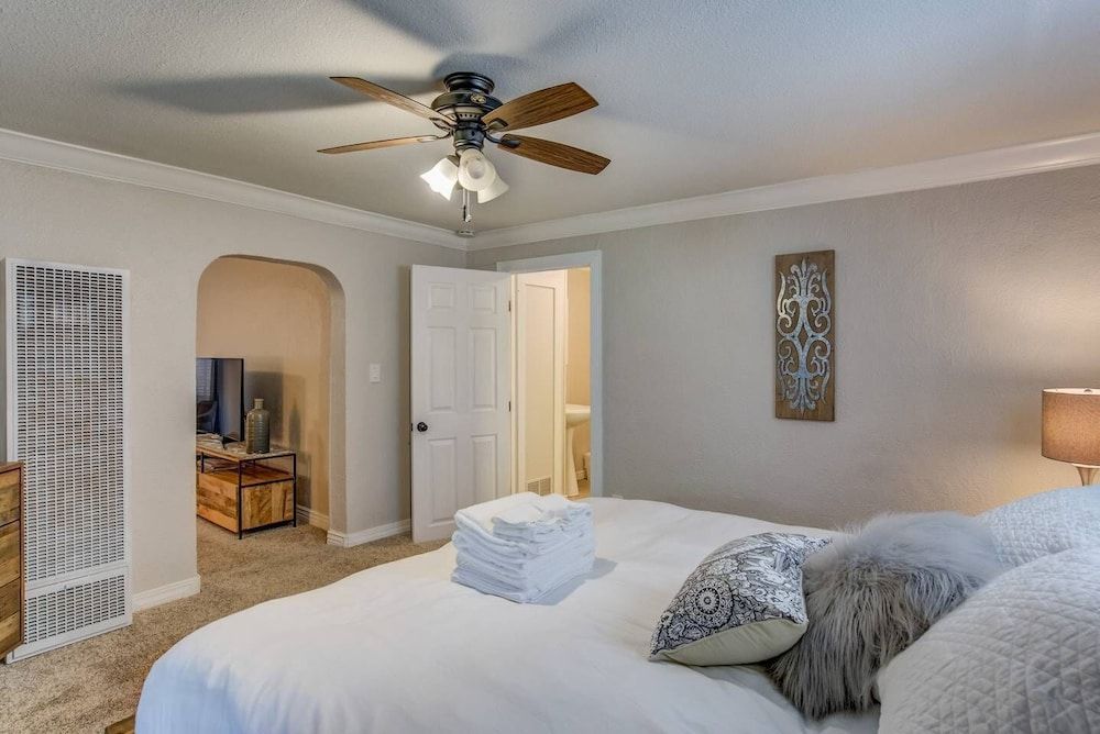 Cottage (2 Bedrooms)