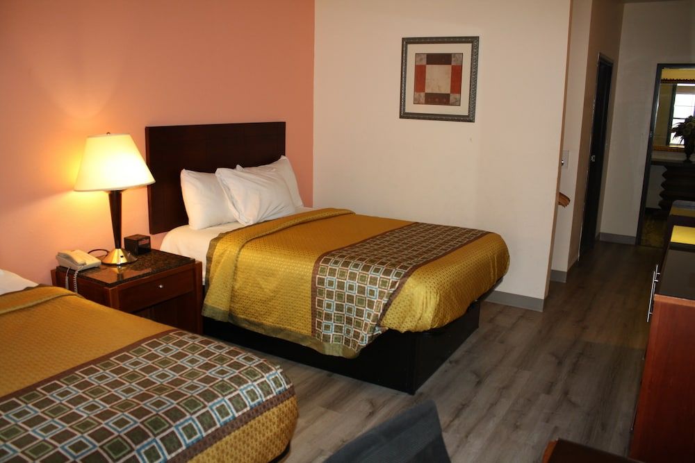Executive Inn and Suites Wichita Falls Standard Room, 2 Double Beds, Accessible 2