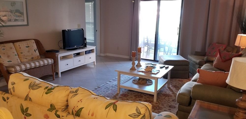 Condo, Multiple Beds, Patio, Pool View