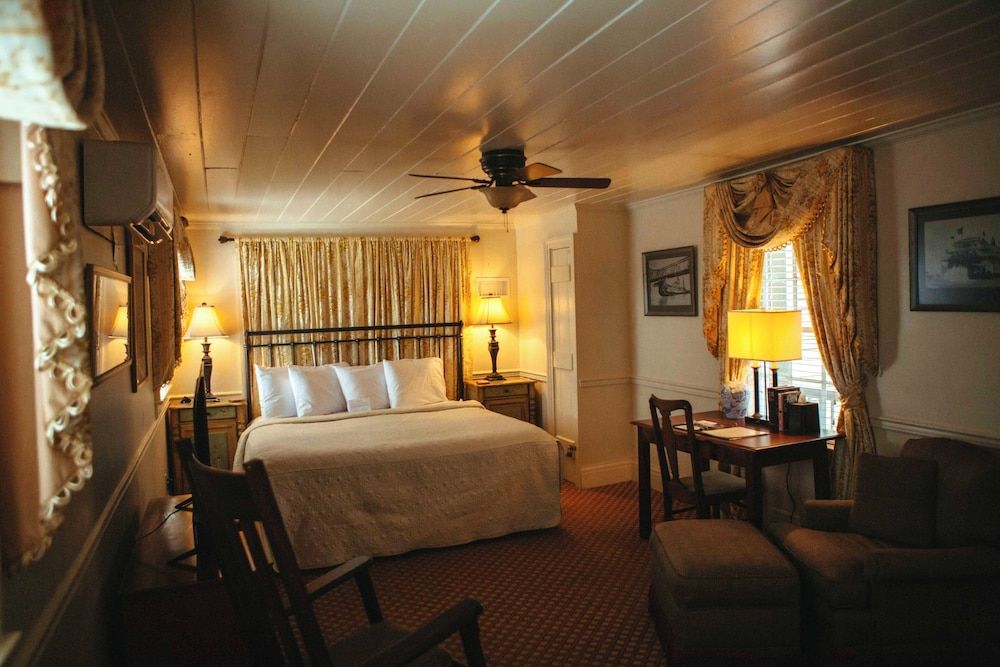 Old Quarters King