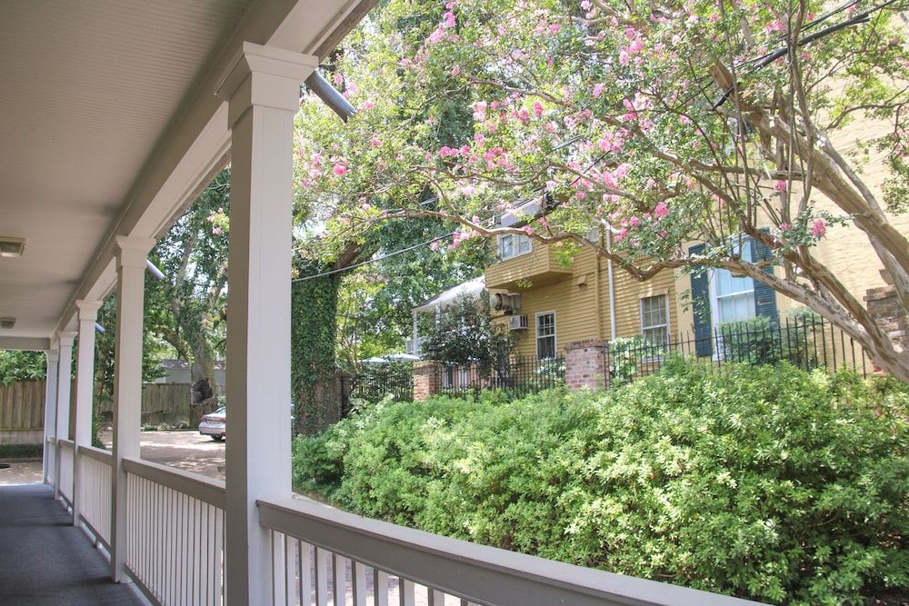 Anchuca Historic Mansion & Inn Ellen's Room #7 3