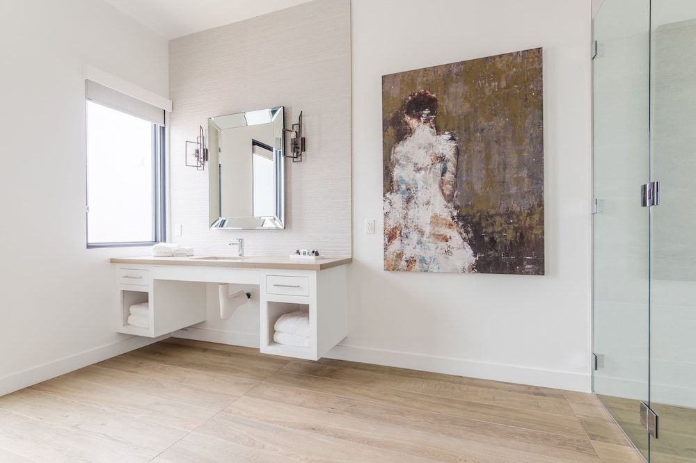 The New Inn Endless Love 4