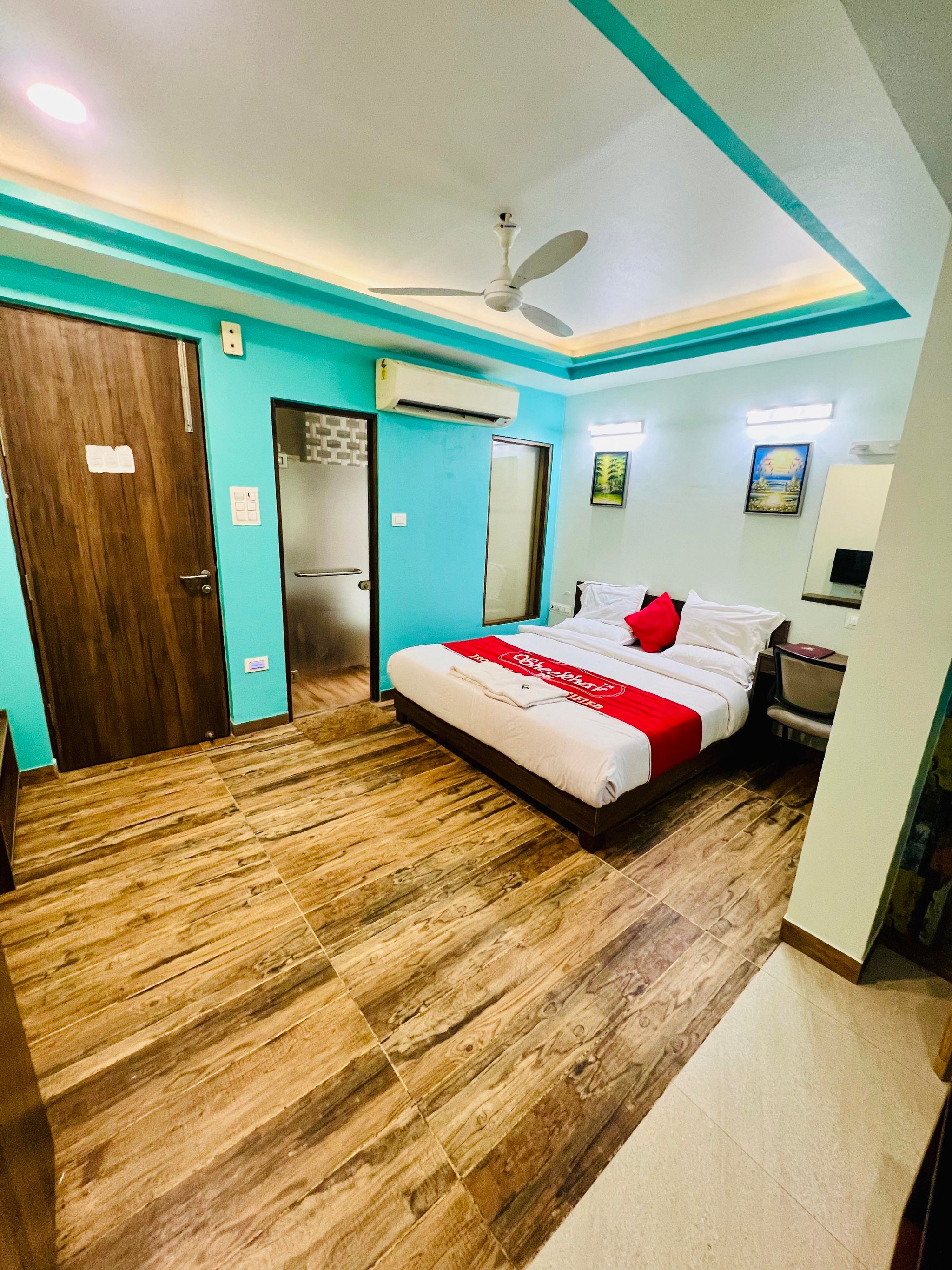 Hotel Raj Shikhar DELUXE(3X) 2