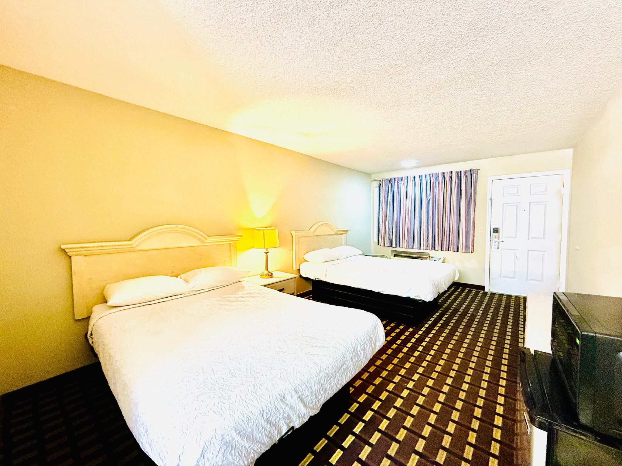 2 Double Beds, Non-Smoking