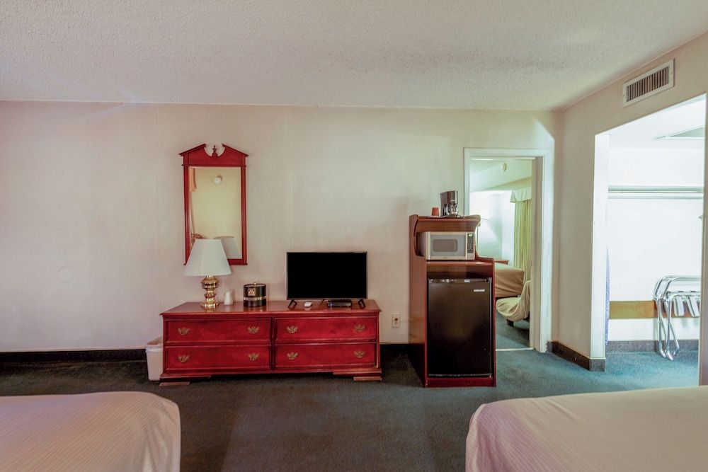 Royal Holiday Motel By Belvilla Gallup I-40 Room, 2 Double Beds, Non Smoking 7