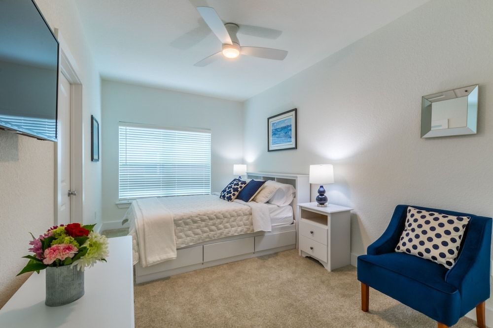 Classic Condo, 3 Bedrooms, Kitchen