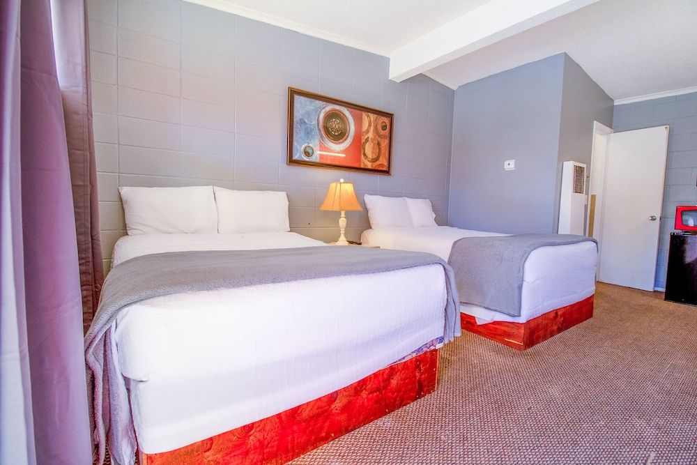 Room, 2 Queen Beds