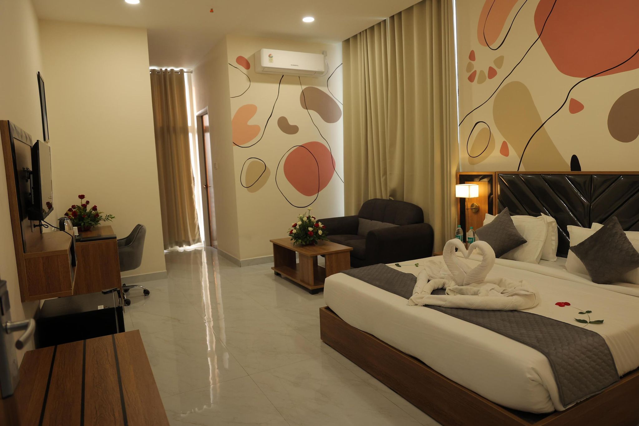 Super Deluxe Room