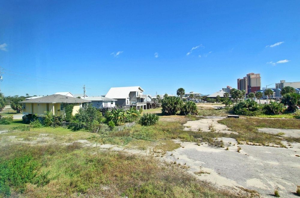 Beachview 203