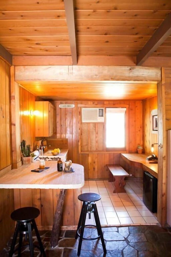 Ojai Rancho Inn Premium Room, 1 King Bed, Kitchenette 2