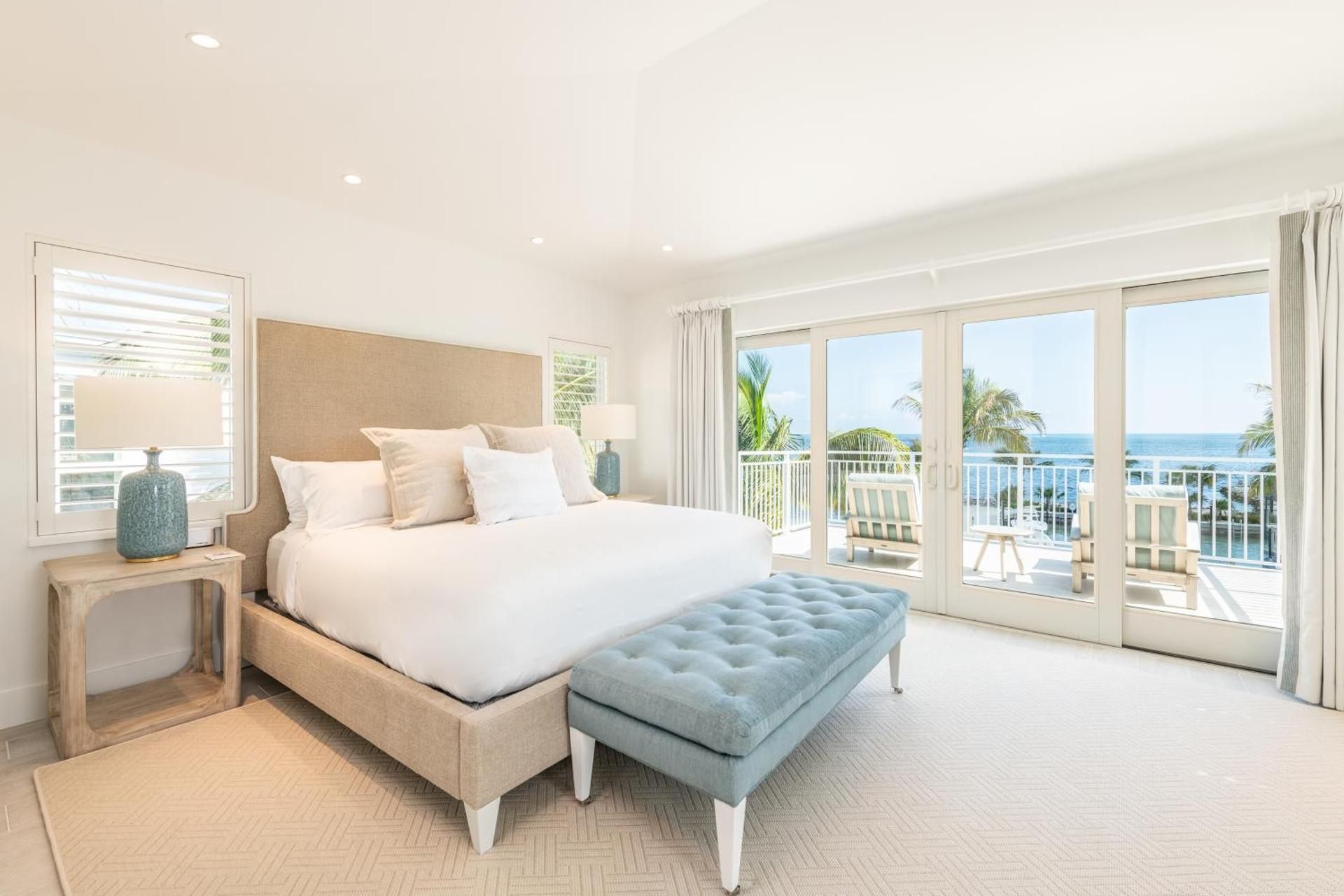 Four-Bedroom Waterfront Villa - Accessible