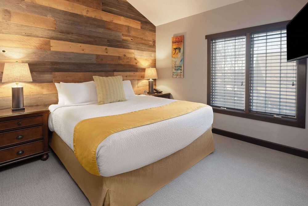 Loft, 1 King Bed with Sofa bed, Non Smoking (Inn Studio)