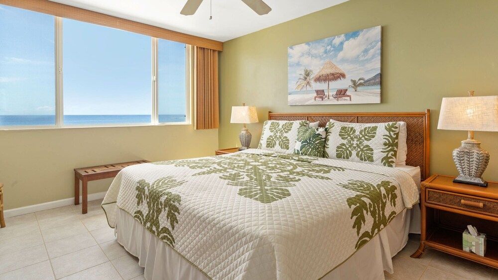 Condo, 1 King Bed with Sofa bed, Ocean View, Oceanfront