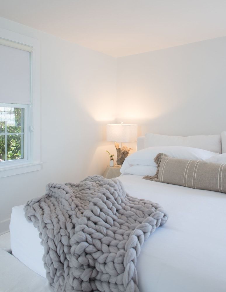 The Coonamessett Village King Suite