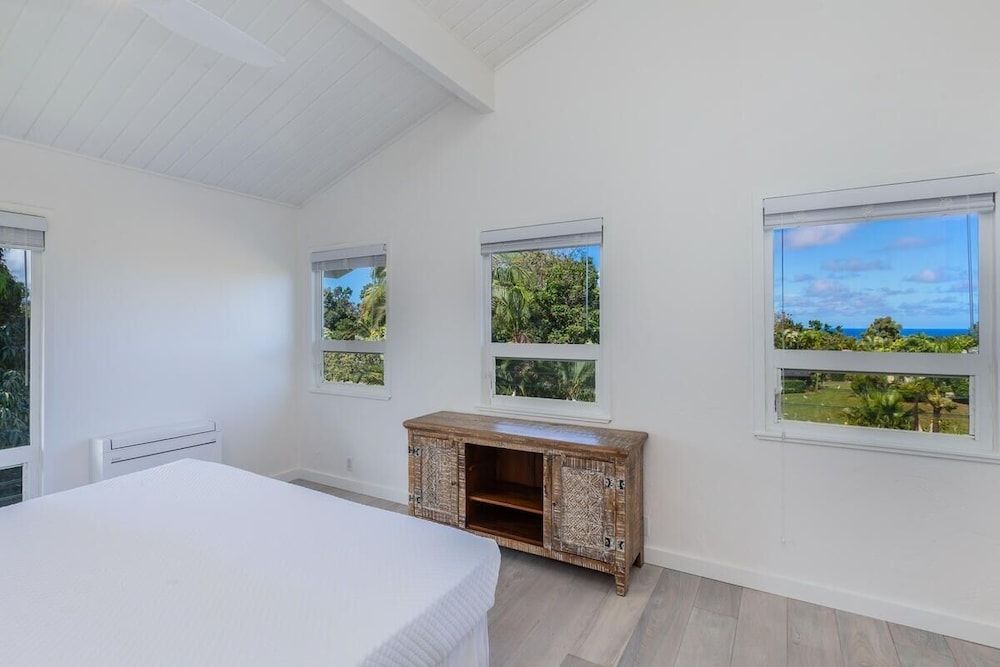 House, 4 Bedrooms