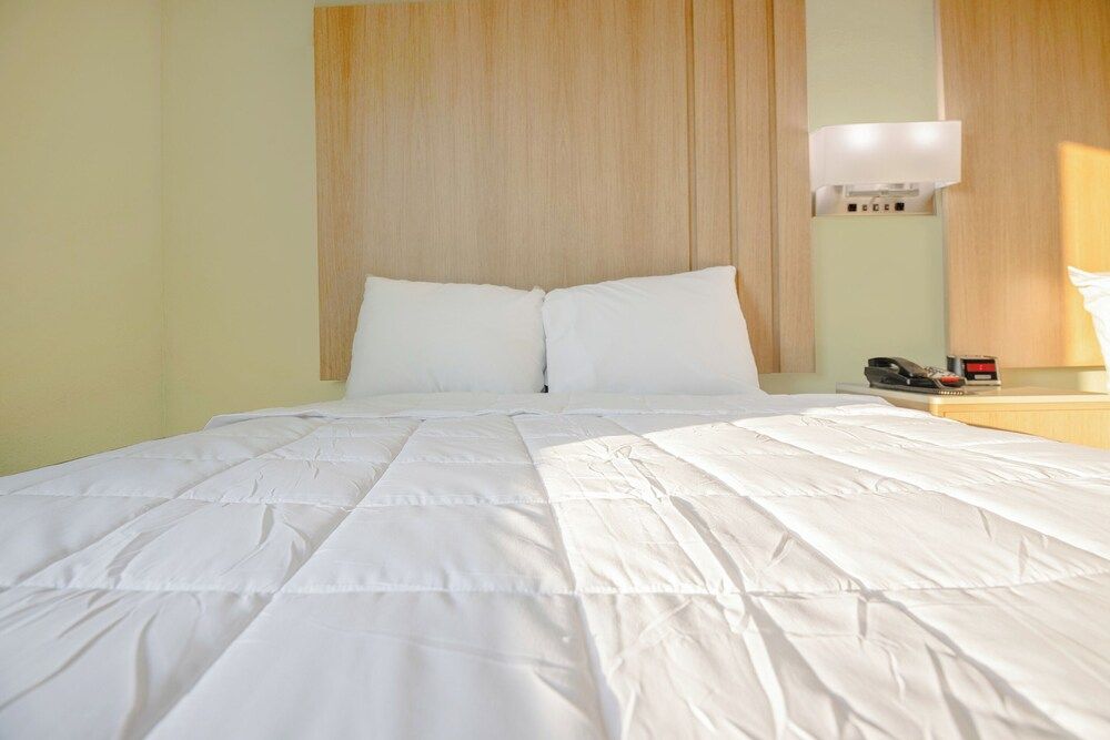 Standard Room, 2 Queen Beds, Non Smoking, Kitchenette