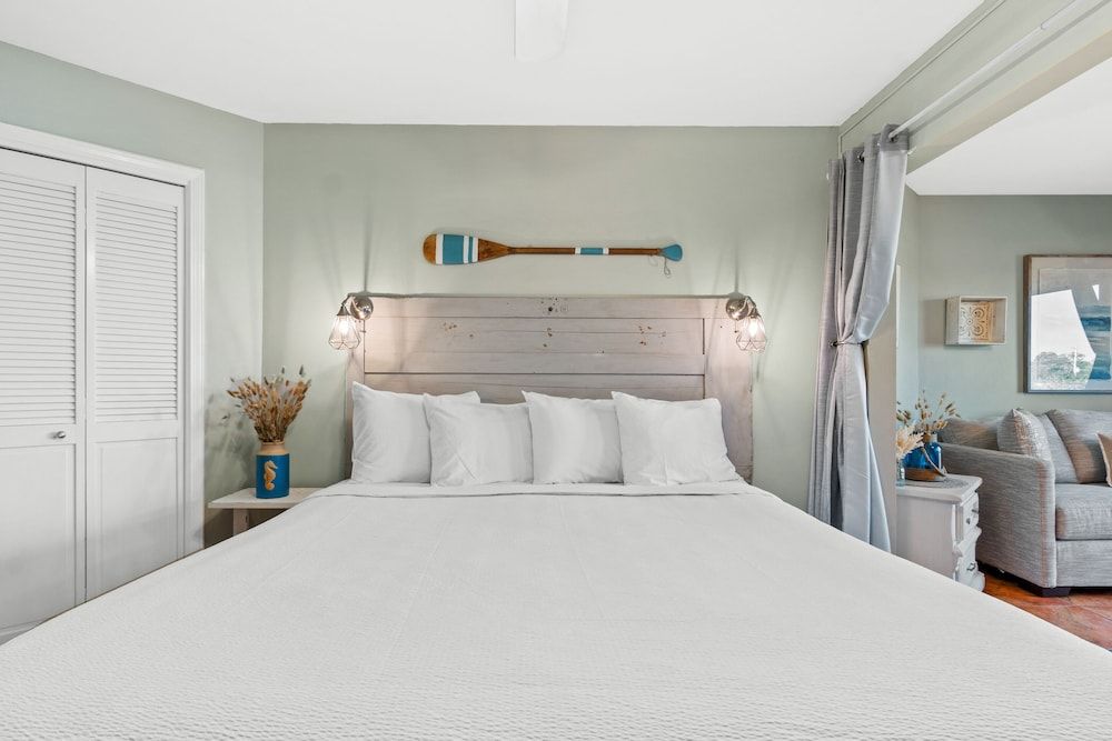 Condo, 1 Bedroom