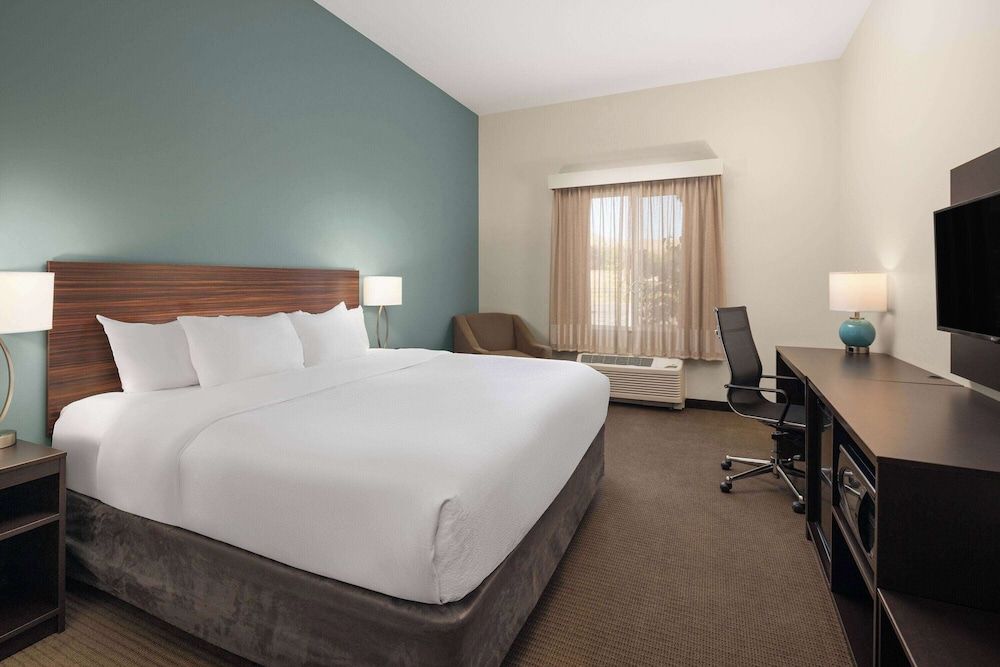 La Quinta Inn & Suites by Wyndham Wenatchee