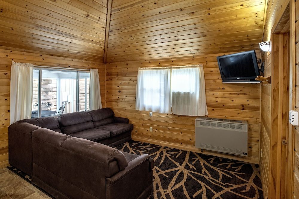 Big River Escape Riverside Cabins Cabin, 2 Bedrooms 3