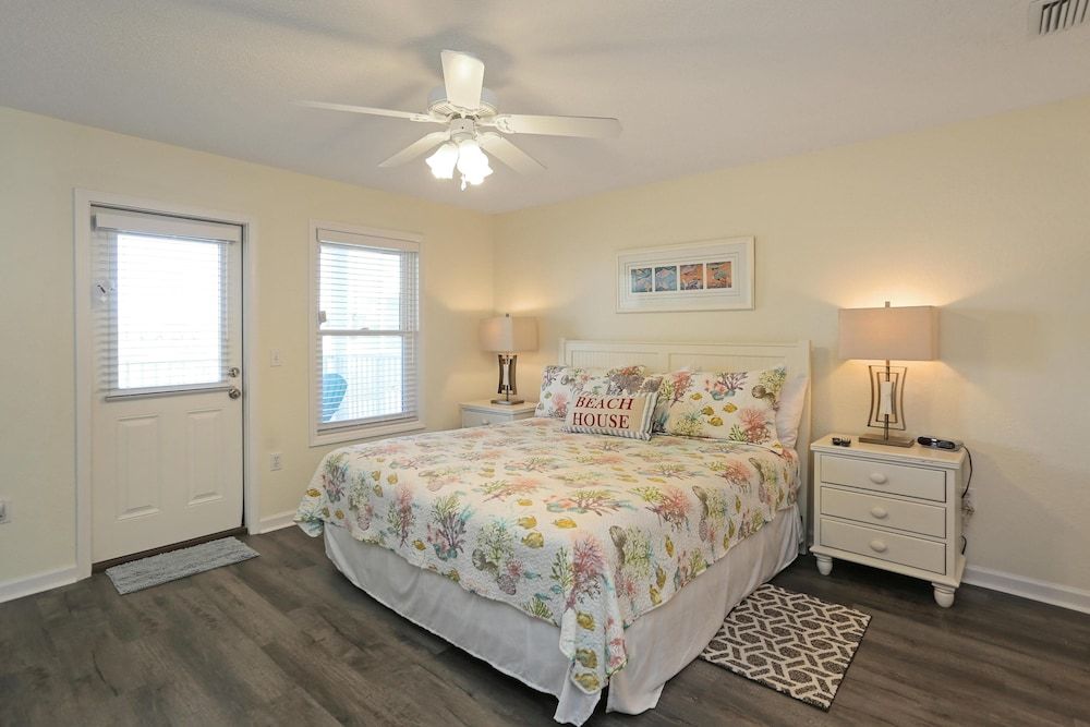Townhome, Multiple Beds (Sea Cliff I51 Coastal Splendor)