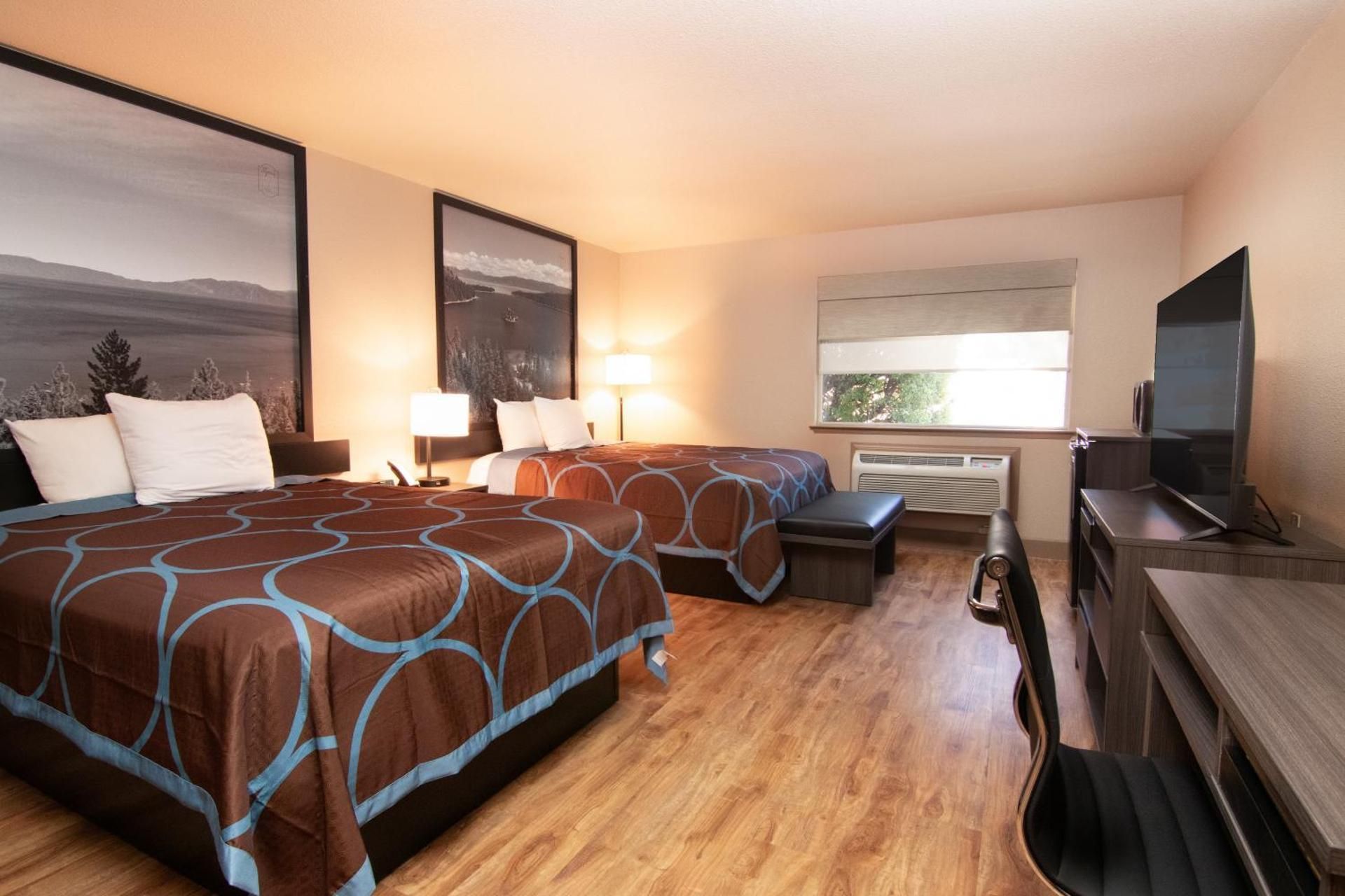 2 Queen Beds Non-Smoking