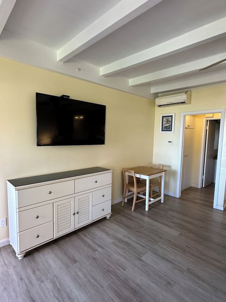 El Terado Terrace Suite, 1 King Bed 7