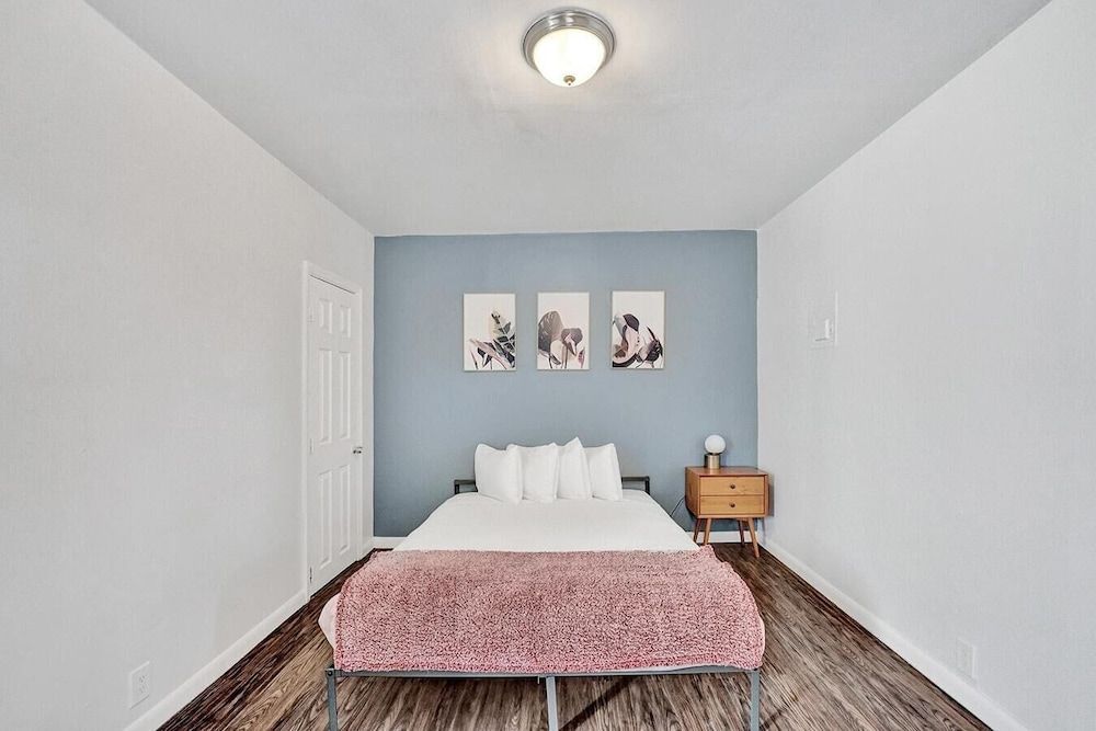 Apartment (1 Bedroom)