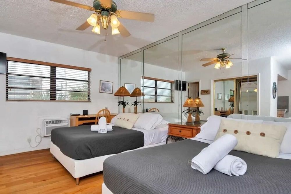 Apartment (2 Bedrooms)
