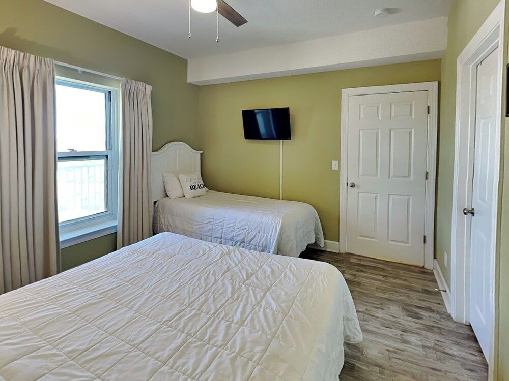 Condo, Multiple Beds, Balcony, Ocean View (#907 - No Pets Allowed)