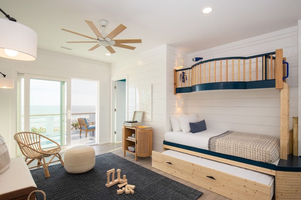 House (Multiple Bedrooms)