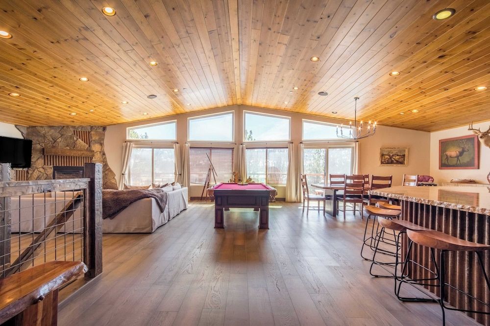 House (4 Bedrooms)