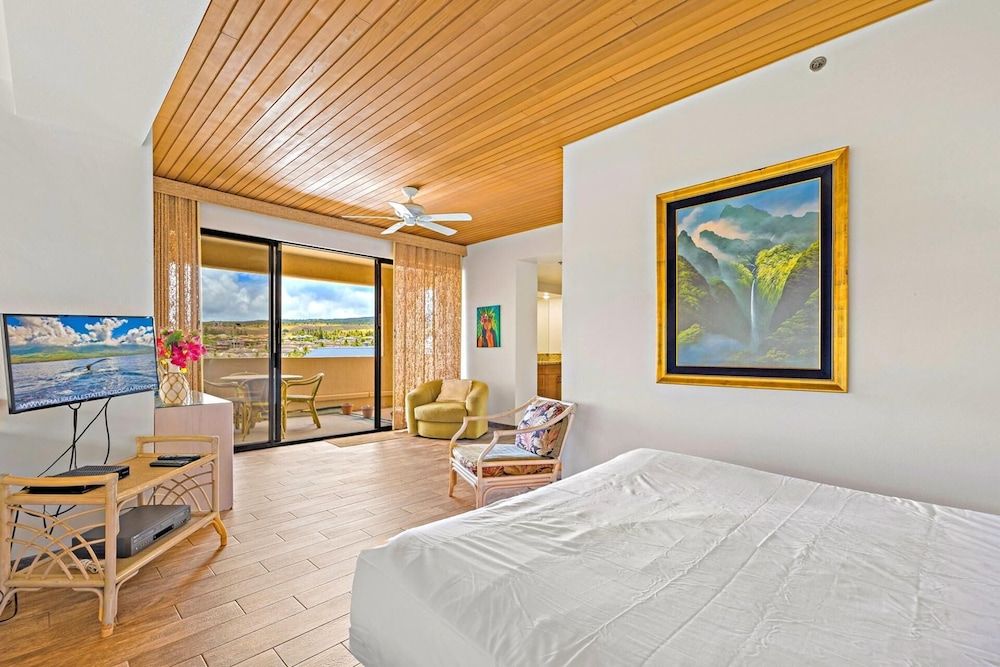 Condo (3 Bedrooms)