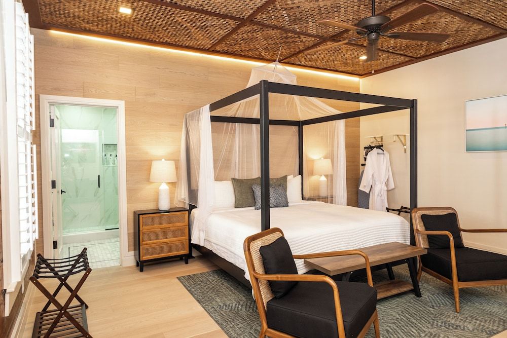 The Key West Hotel Luxury Studio, 1 King Bed (Room 4) 3
