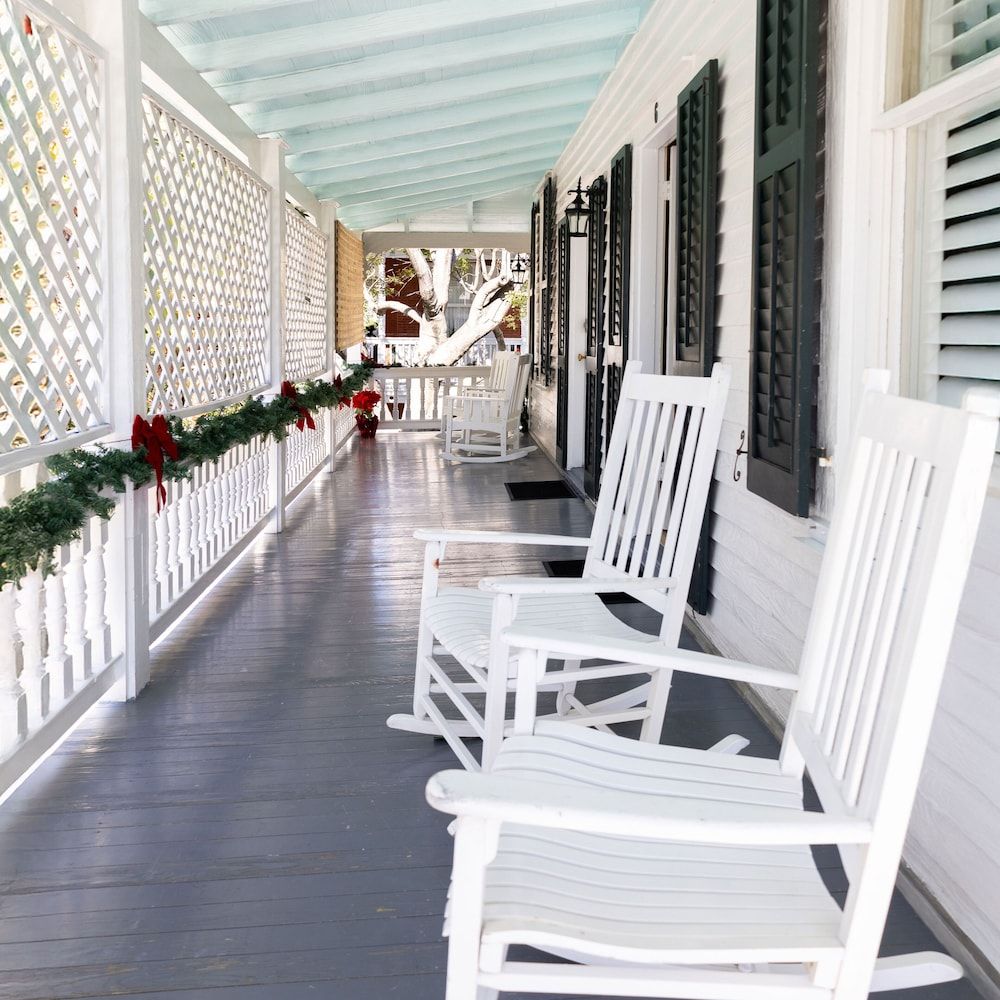The Key West Hotel Deluxe 2 Bedroom Loft 9