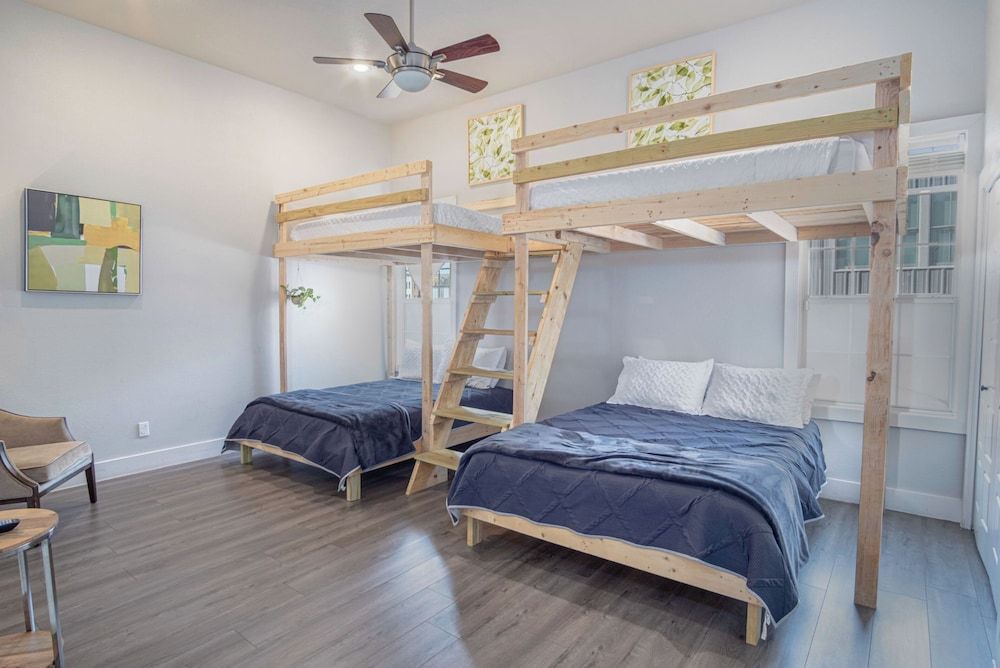 House (3 Bedrooms)