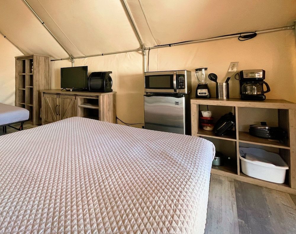 Standard Cabin