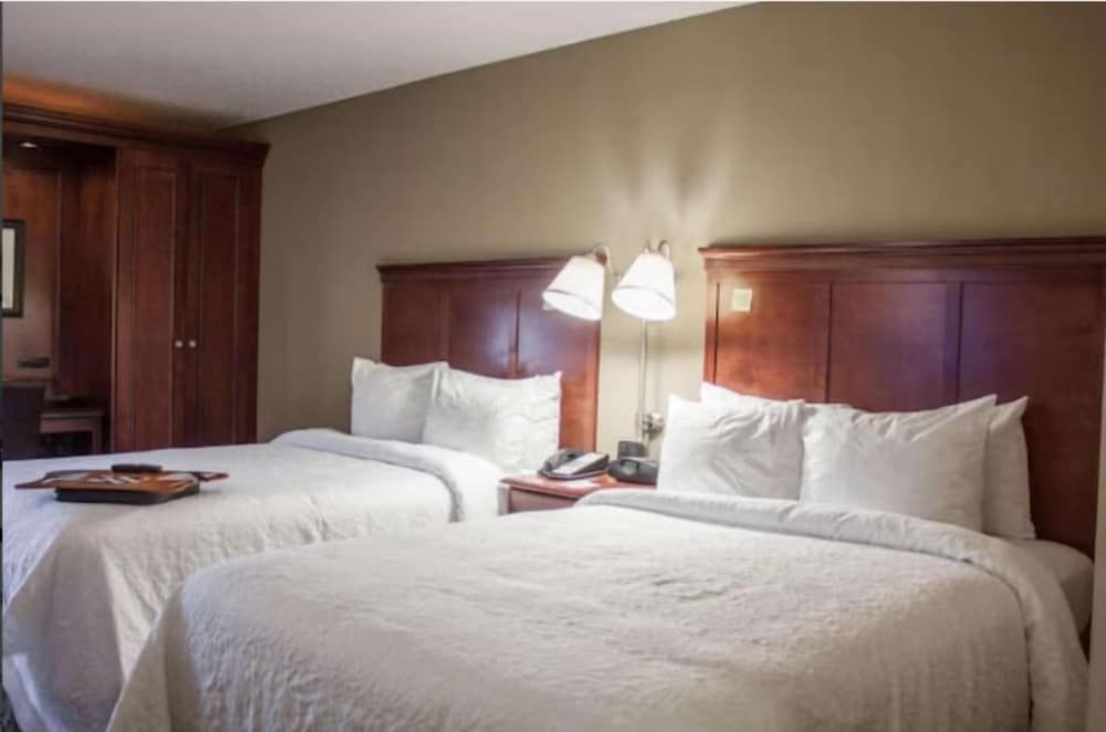 Standard Room, 2 Double Beds, Non Smoking, Refrigerator & Microwave
