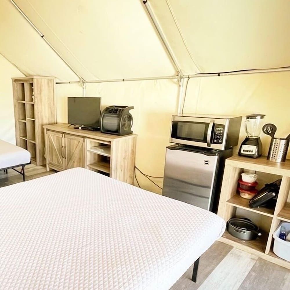 Standard Cabin
