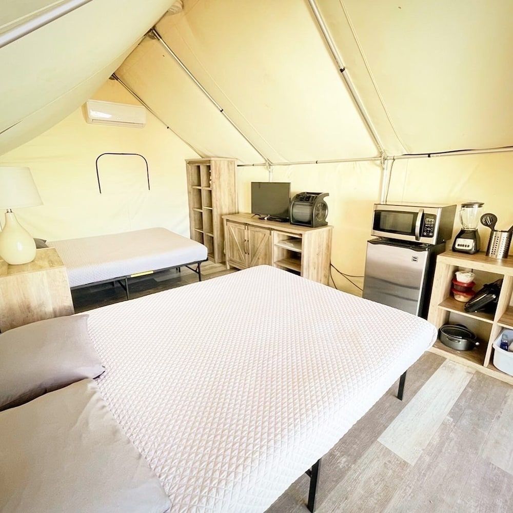 Standard Cabin