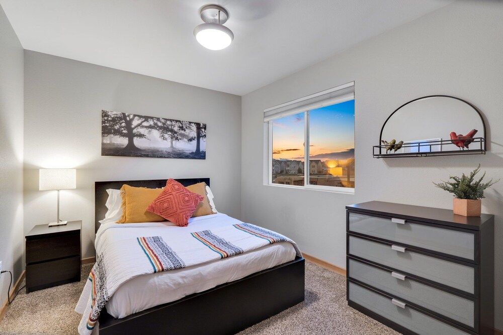 Sleek Home Near Old Town W/ Rftp Hot Tub & Mtn Views House, Multiple Beds, Hot Tub, Garden View (369 Osiander St) 4