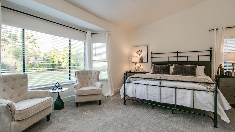 Studio (4 Bedrooms)