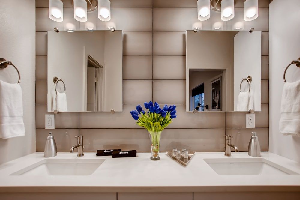 Old Town Swank - Brand New to Brewery District! House, Multiple Beds, Patio, Garden View (908 Jerome St. (Unit 1)*) 12