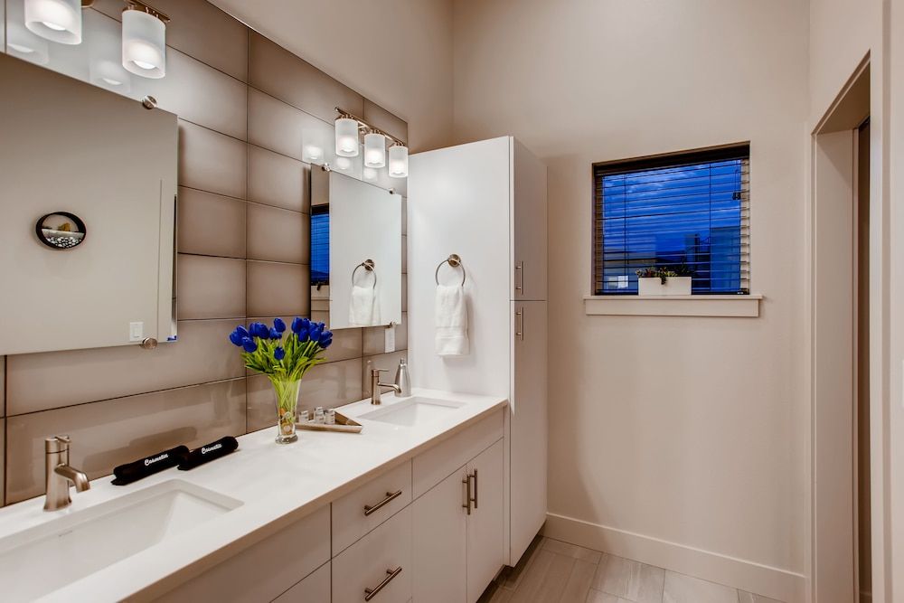 Old Town Swank - Brand New to Brewery District! House, Multiple Beds, Patio, Garden View (908 Jerome St. (Unit 1)*) 14