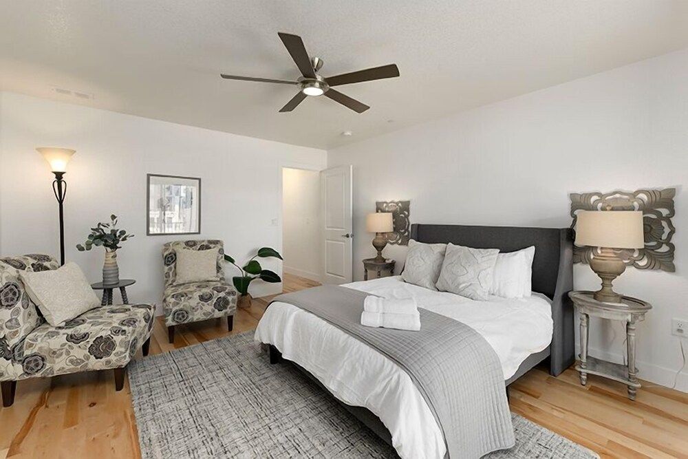 Townhome, Multiple Beds, Patio, Garden View (226 Osiander St. Unit D)