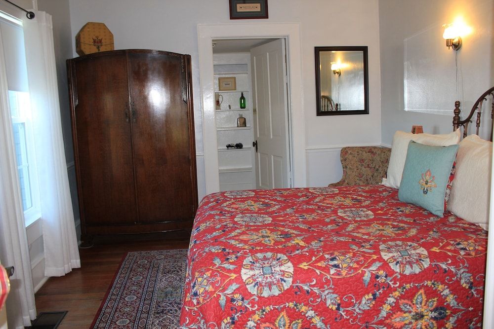 Mount Dora Historic Inn Room, 1 Queen Bed (Miss Elsie) 2