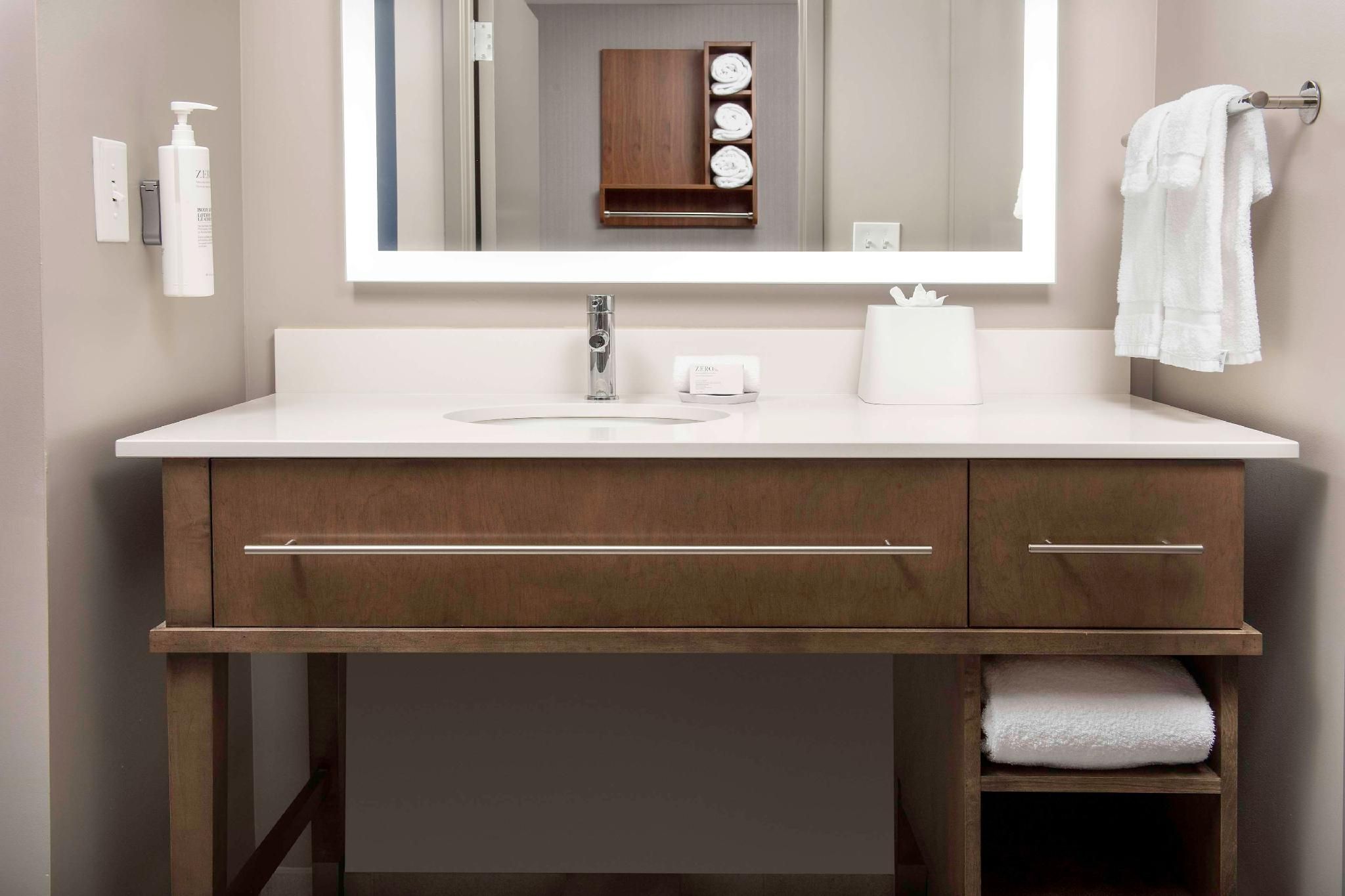 2 Queen Hearing Accessible Suite